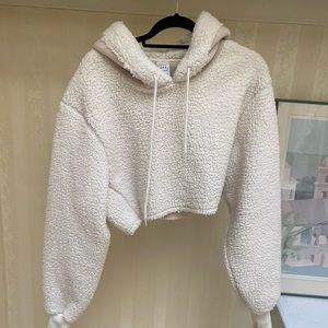 NYLORA studio hoodie